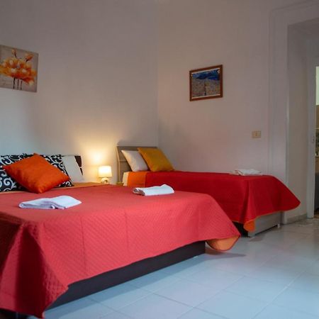 Domus Anticaglia By Domusextra Apartment Naples Exterior photo