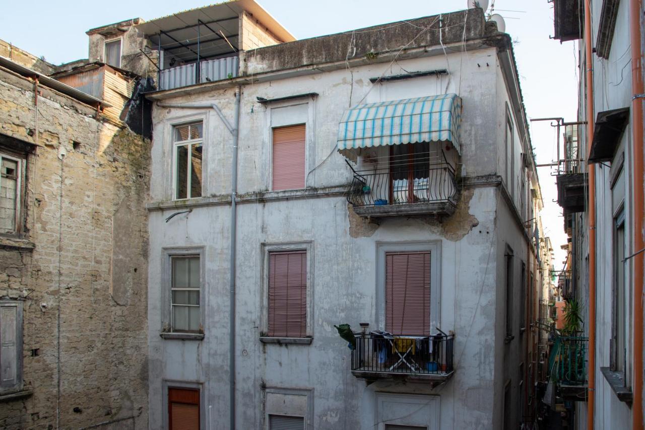 Domus Anticaglia By Domusextra Apartment Naples Exterior photo