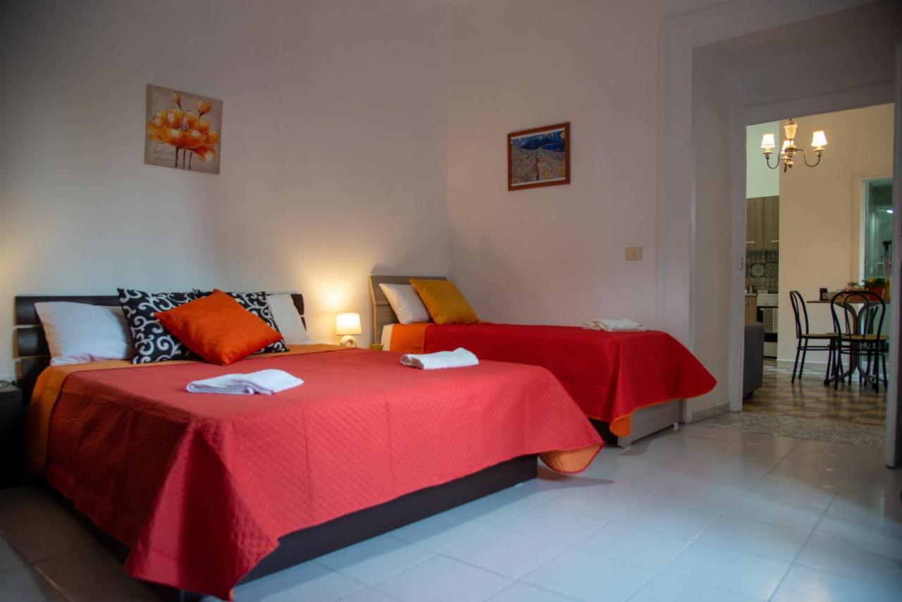 Domus Anticaglia By Domusextra Apartment Naples Exterior photo