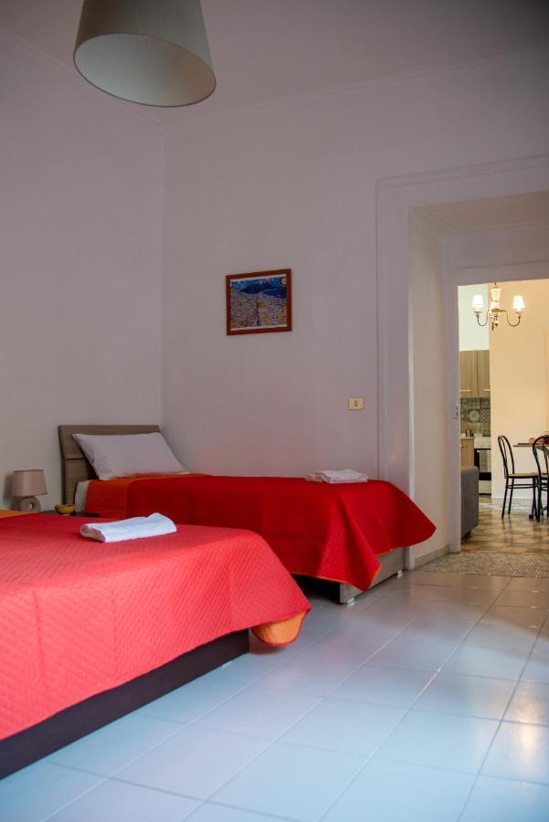 Domus Anticaglia By Domusextra Apartment Naples Exterior photo