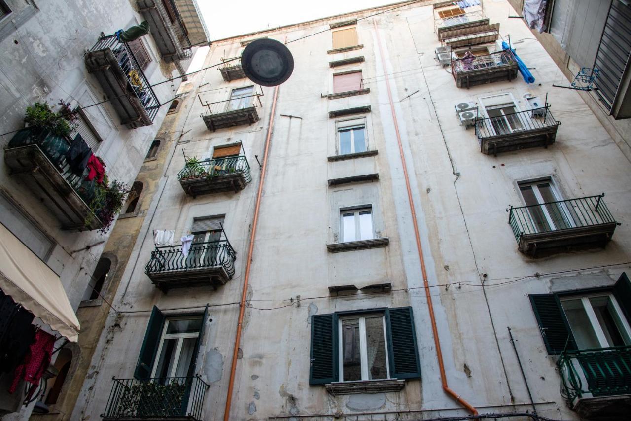 Domus Anticaglia By Domusextra Apartment Naples Exterior photo